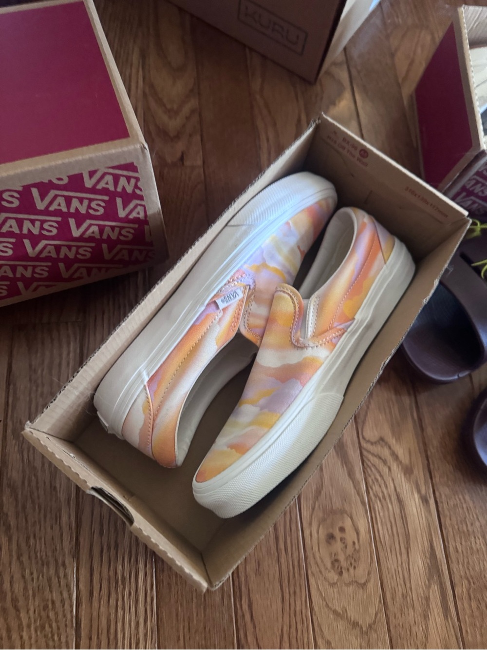 Vans Slip-On Sneakers in Peach, Pink & Cream Tie-Dye Womens 9